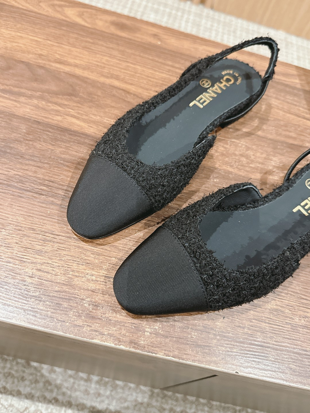 UA CHANEL SLINGBACKS FLAT