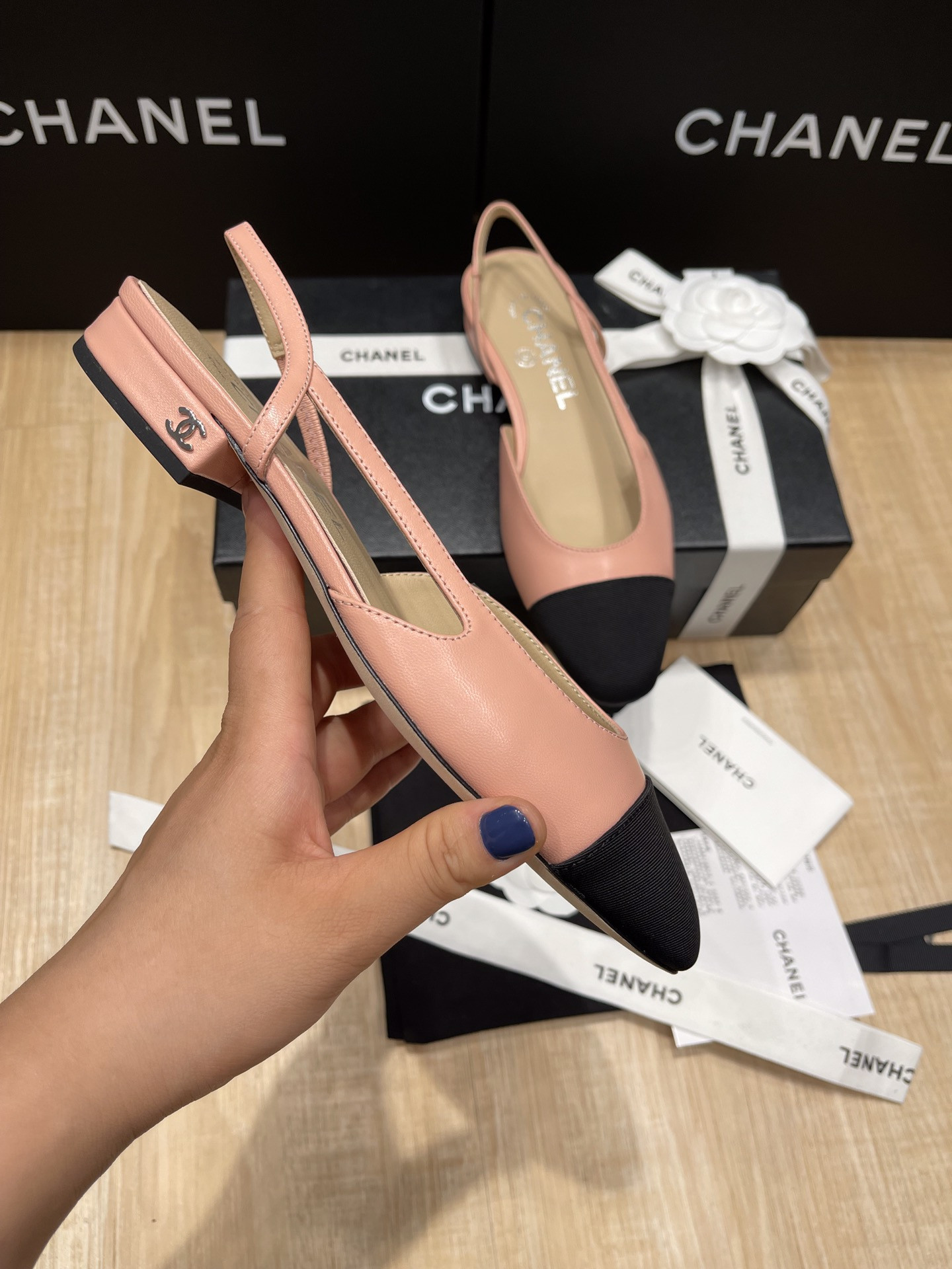 UA CHANEL SLINGBACKS FLAT