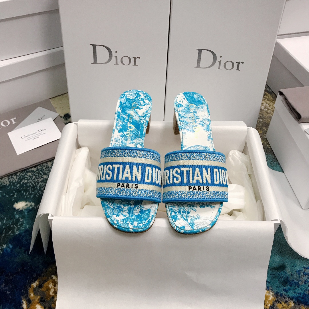 ua D*or dway heeled slide