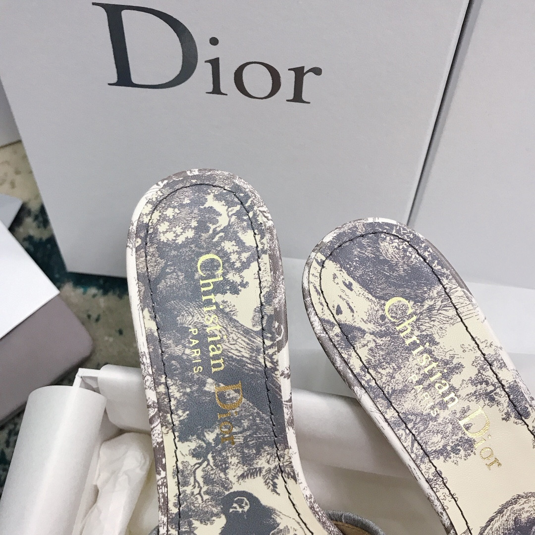 UA DIOR Dway Heeled Slide