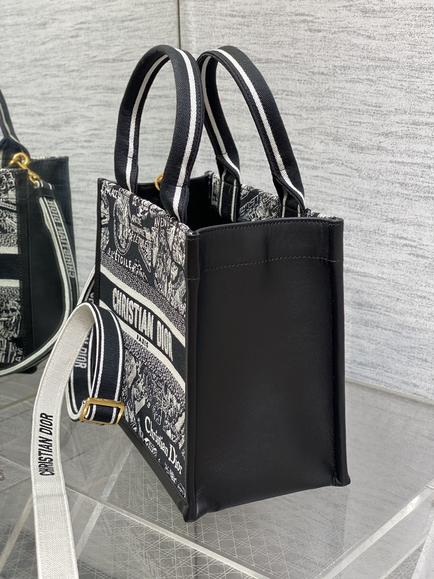 Dior Small Dior Book Tote White and Black Plan de Paris Embroidery and Black Calfskin 26.5 x 21 x 14 cm