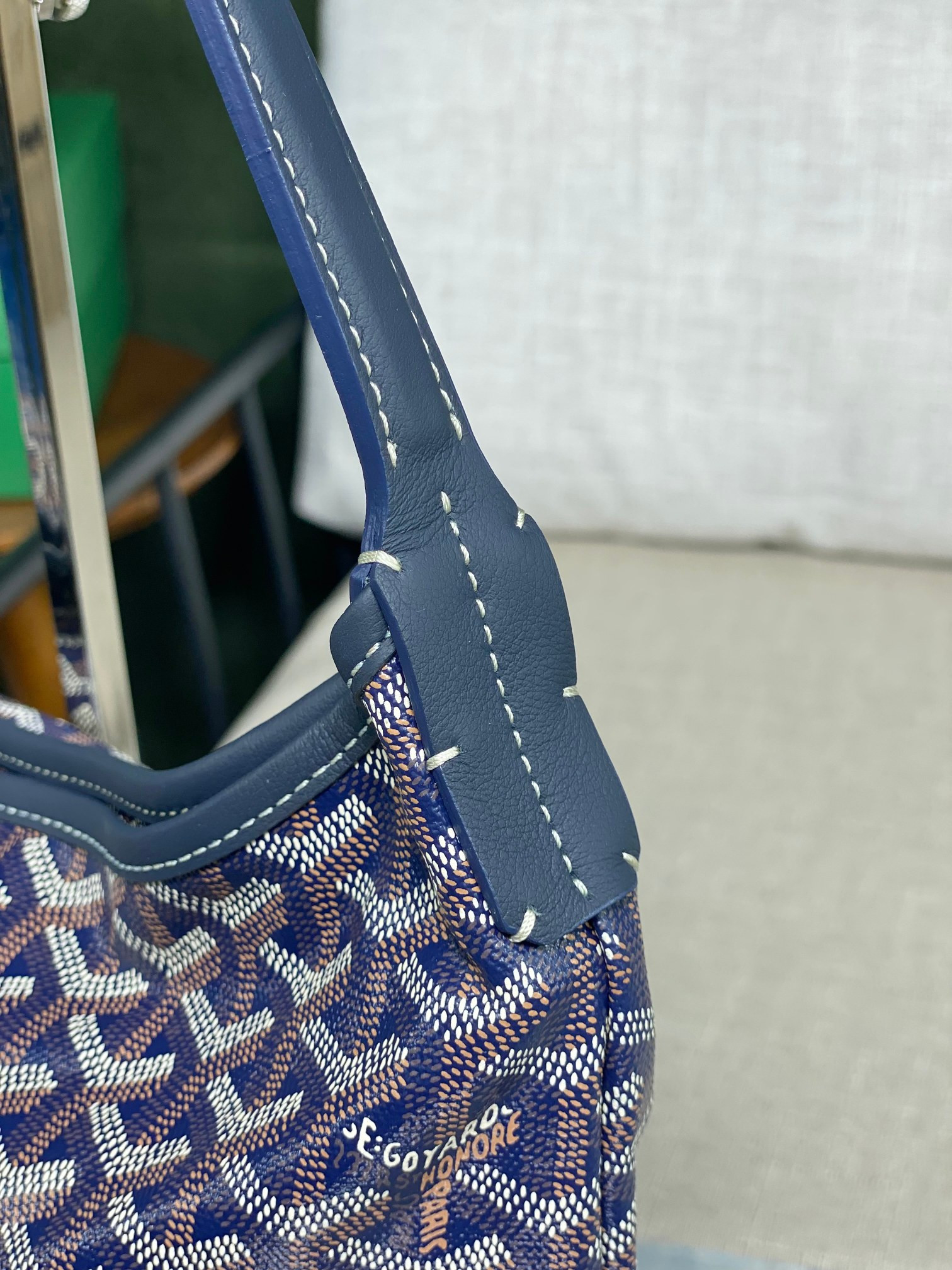 Goyard BOHEME HoBo 27 cm x 15 cm x 42 cm