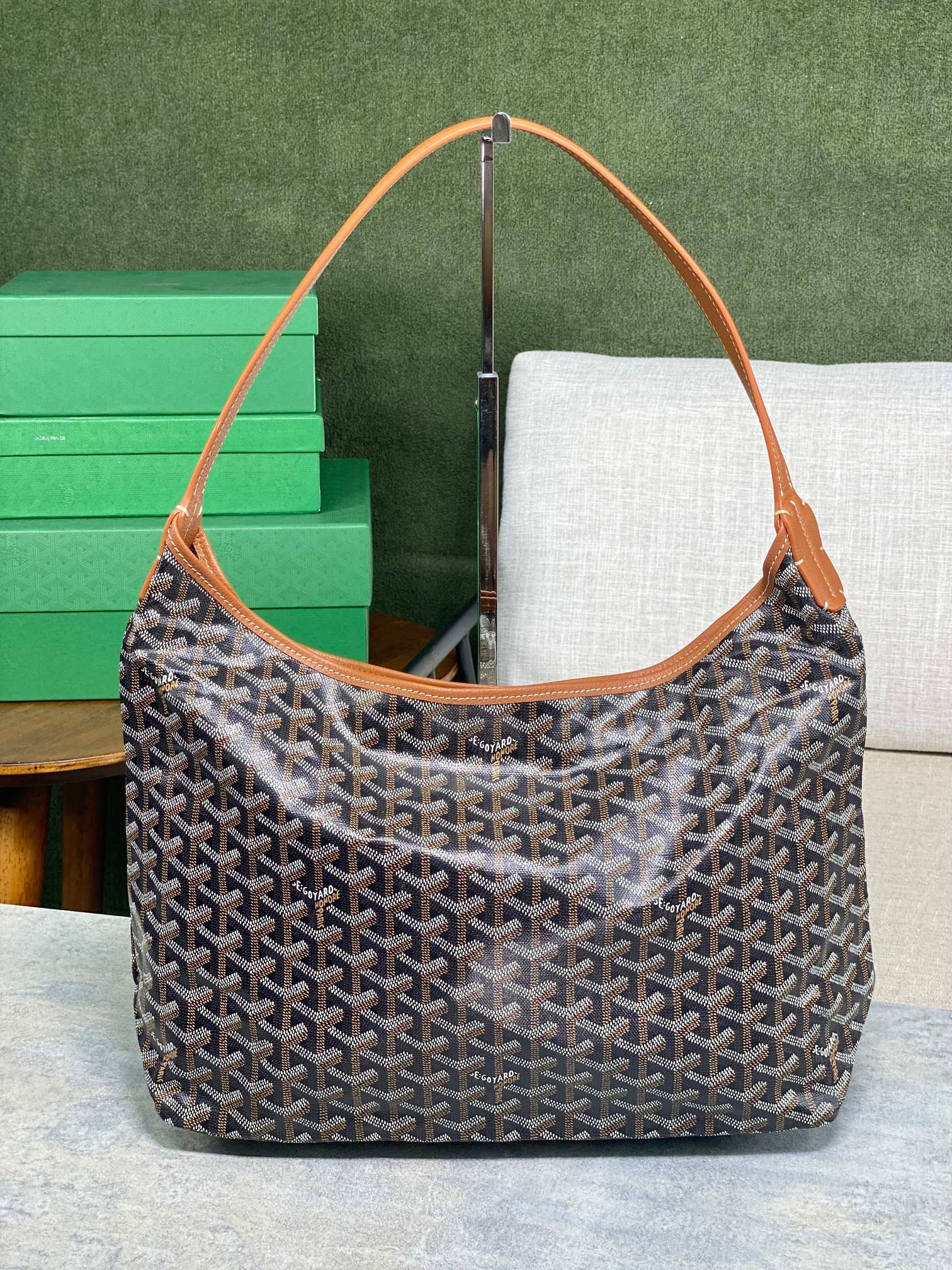 Goyard BOHEME HoBo 27 cm x 15 cm x 42 cm