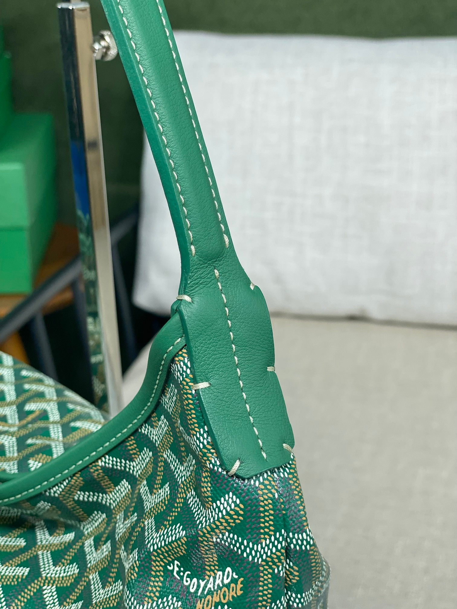 Goyard BOHEME HoBo 27 cm x 15 cm x 42 cm