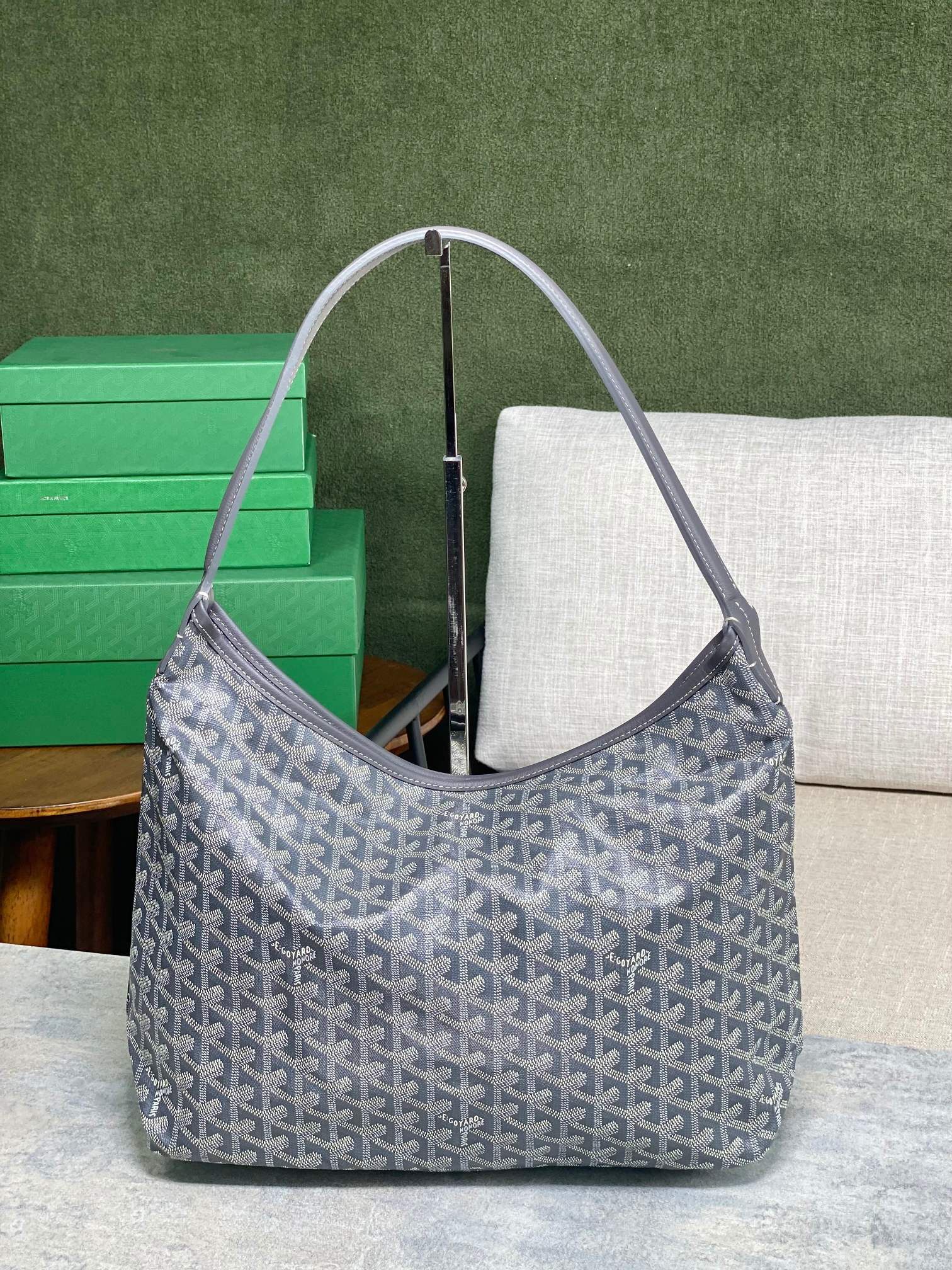 Goyard BOHEME HoBo 27 cm x 15 cm x 42 cm