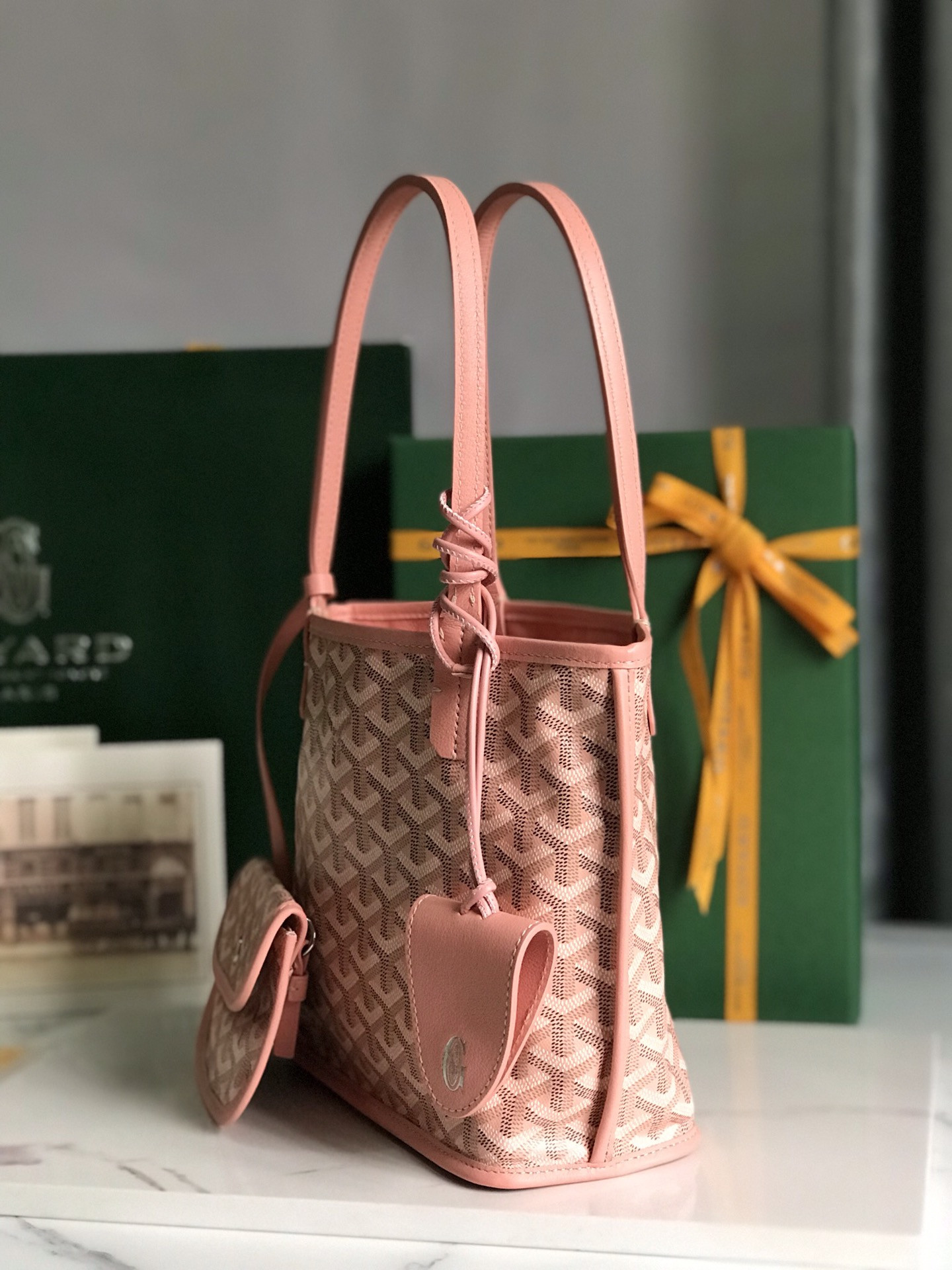 Goyard Anjou Mini Bag 20 cm x 10 cm x 20 cm