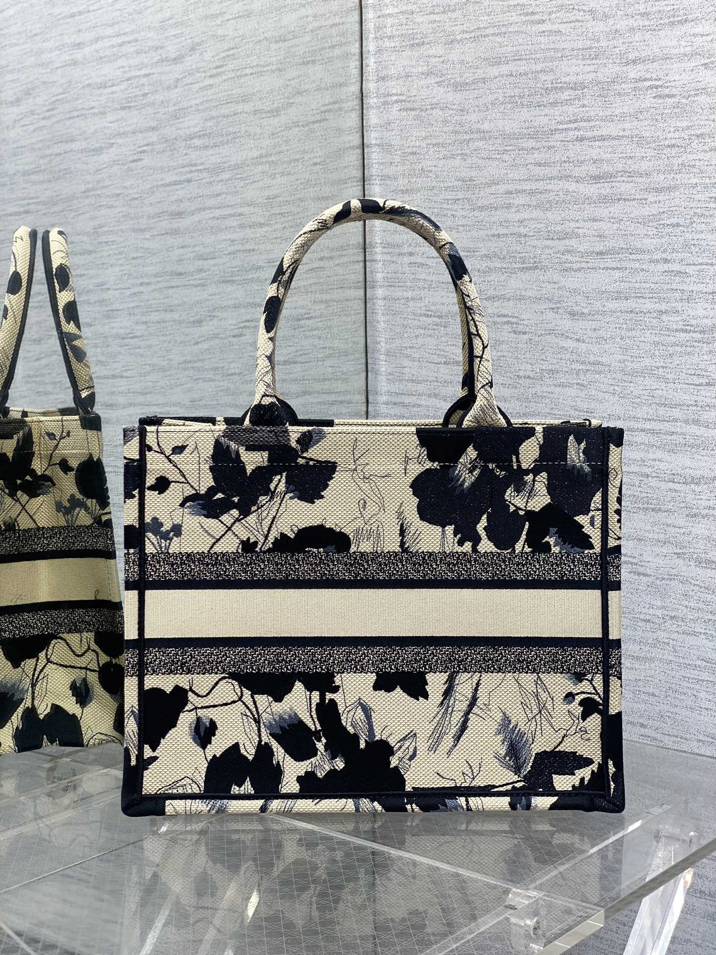 DIOR Tote 36 x 18 x 28cm