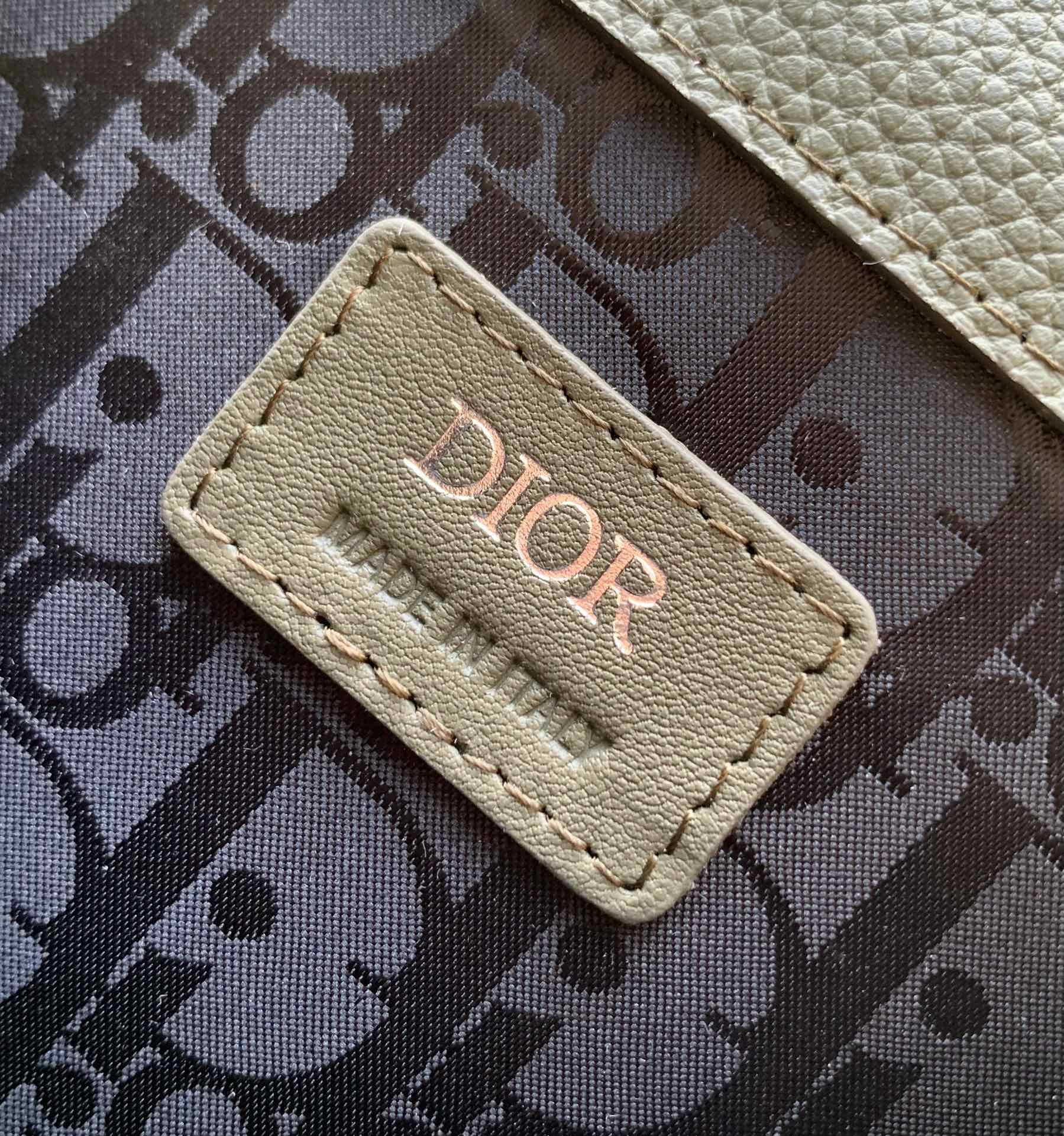 Dior Mini Gallop Bag with Strap 20.5 x 16 x 5 cm