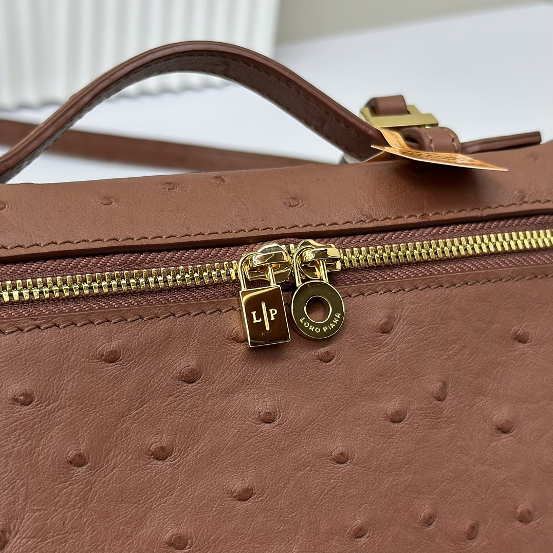 Loro Piana Extra Pocket L19 Ostrich-grained Leather 11 x 19 x 6.5 cm