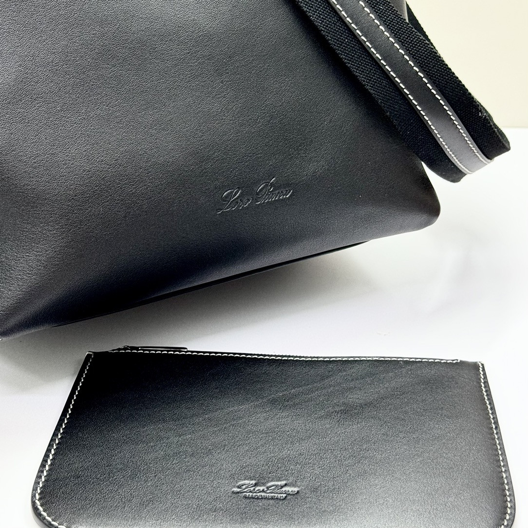 Loro Piana Large Bale Bag Smooth Calfskin 24 x 20 x 27 cm