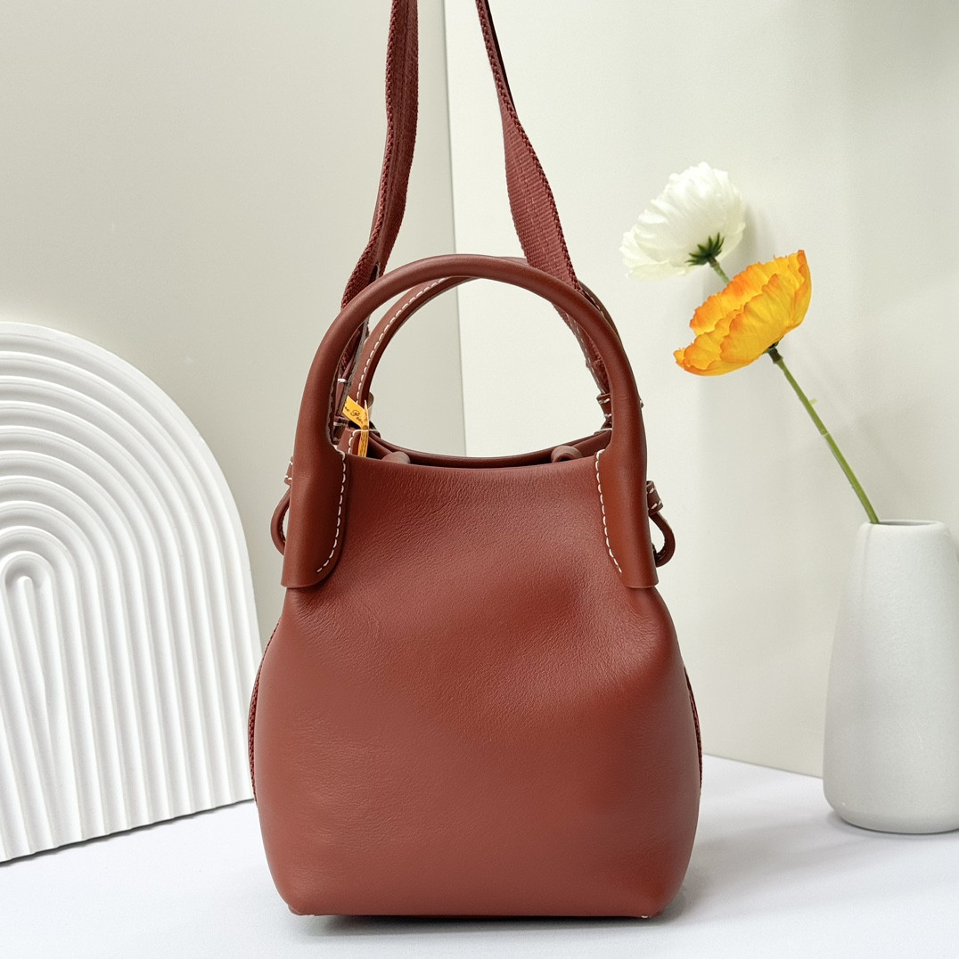 Loro Piana Micro Bale bag Smooth Calfskin 23 x 16 x 14 cm