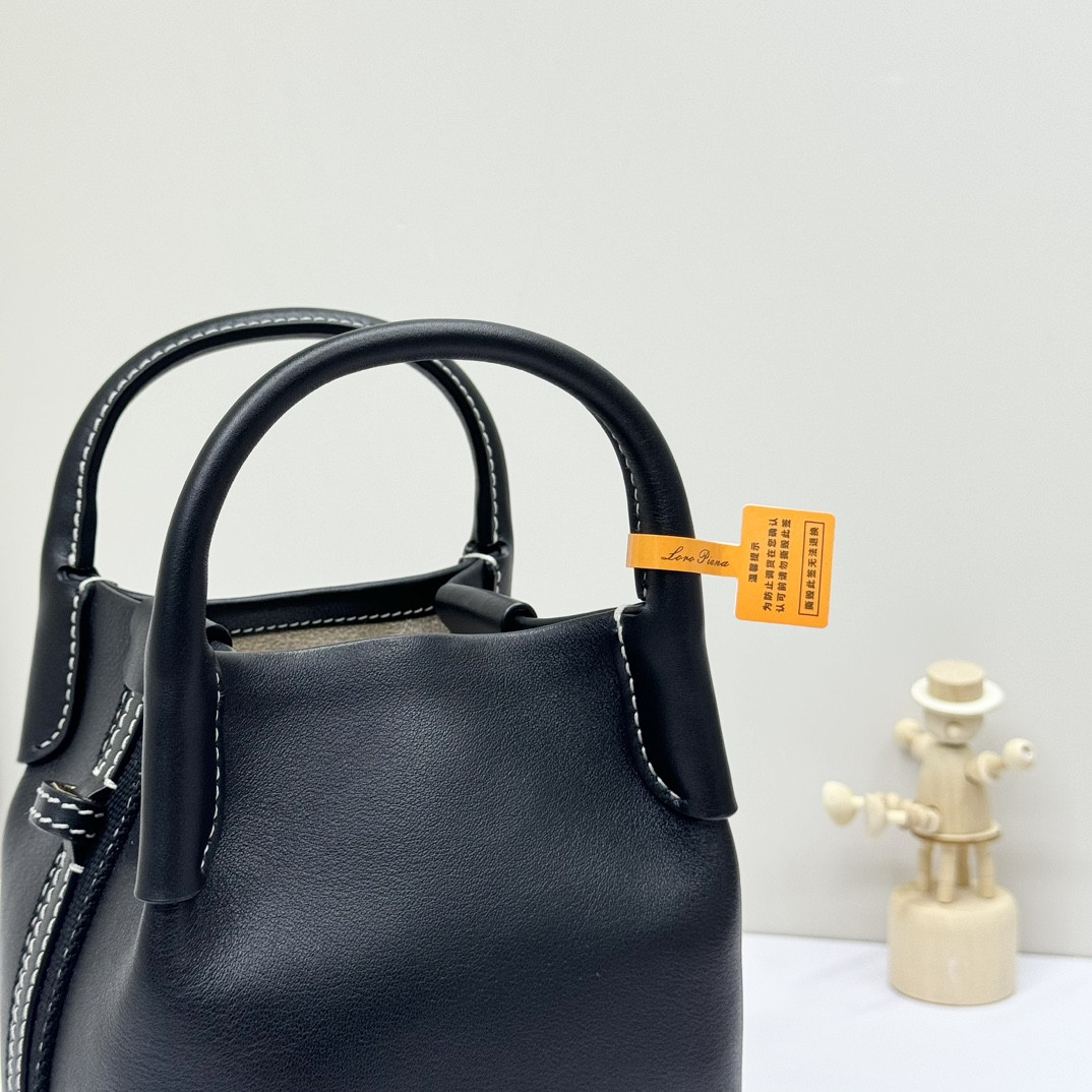 Loro Piana Micro Bale bag Smooth Calfskin 23 x 16 x 14 cm