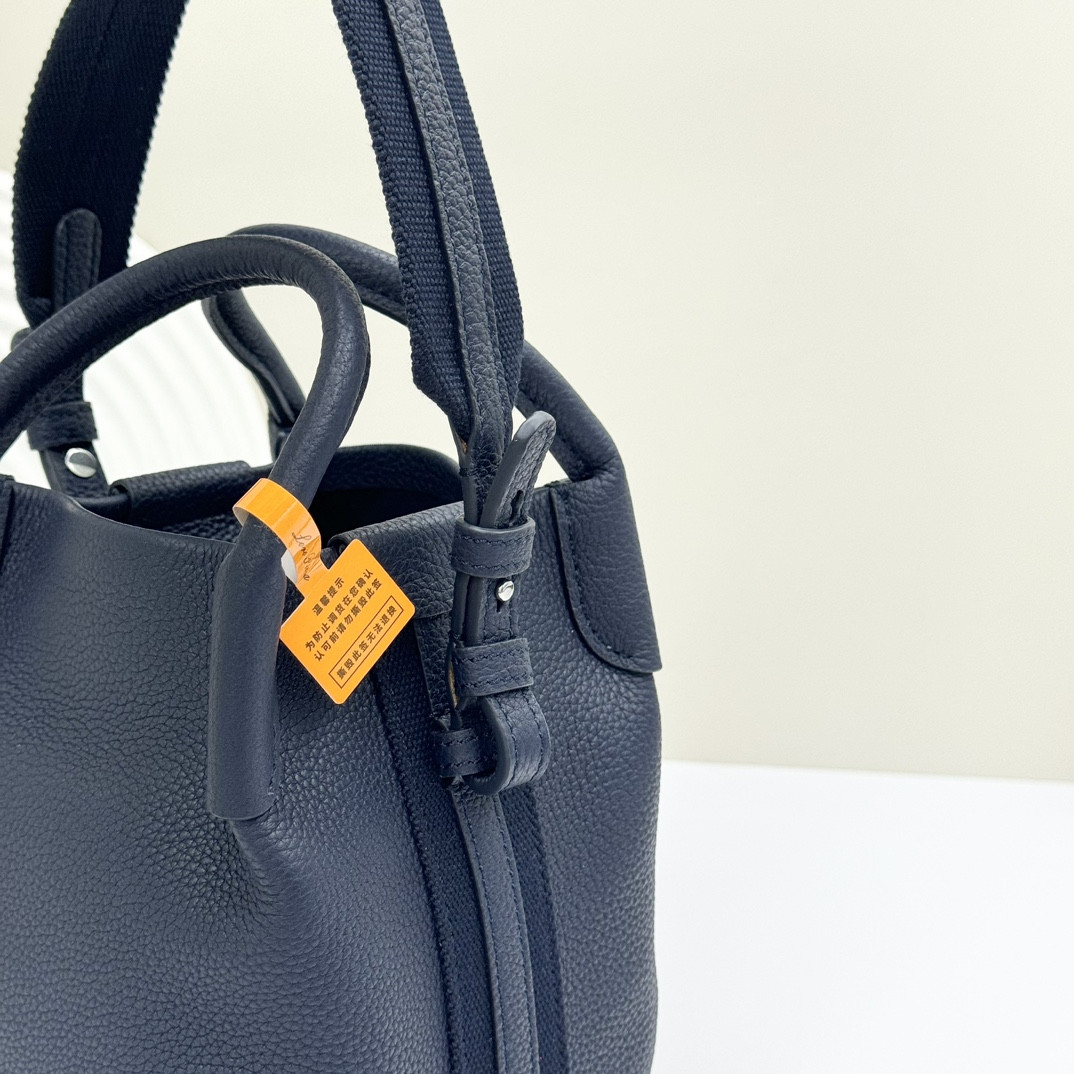 Loro Piana Micro Bale bag Grained Calfskin 16x13x13cm