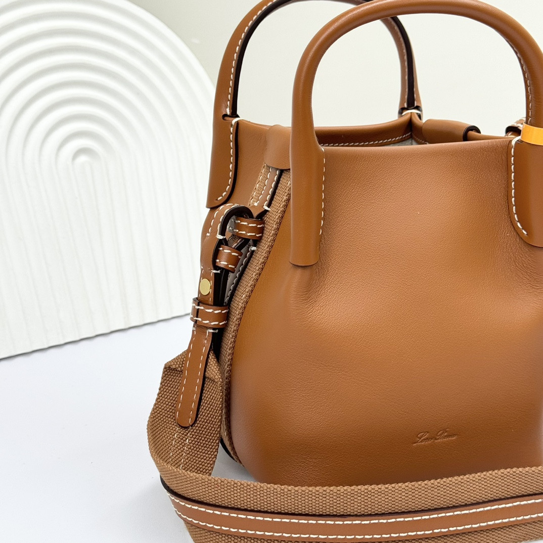 Loro Piana Micro Bale bag Smooth Calfskin 23 x 16 x 14 cm