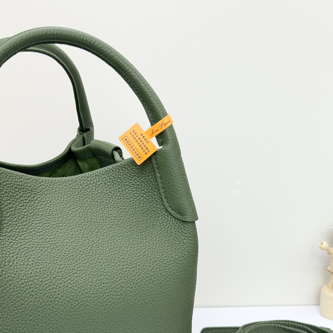 Loro Piana Small Bale Bag Grained Calfskin 17 x 17 x 21 cm