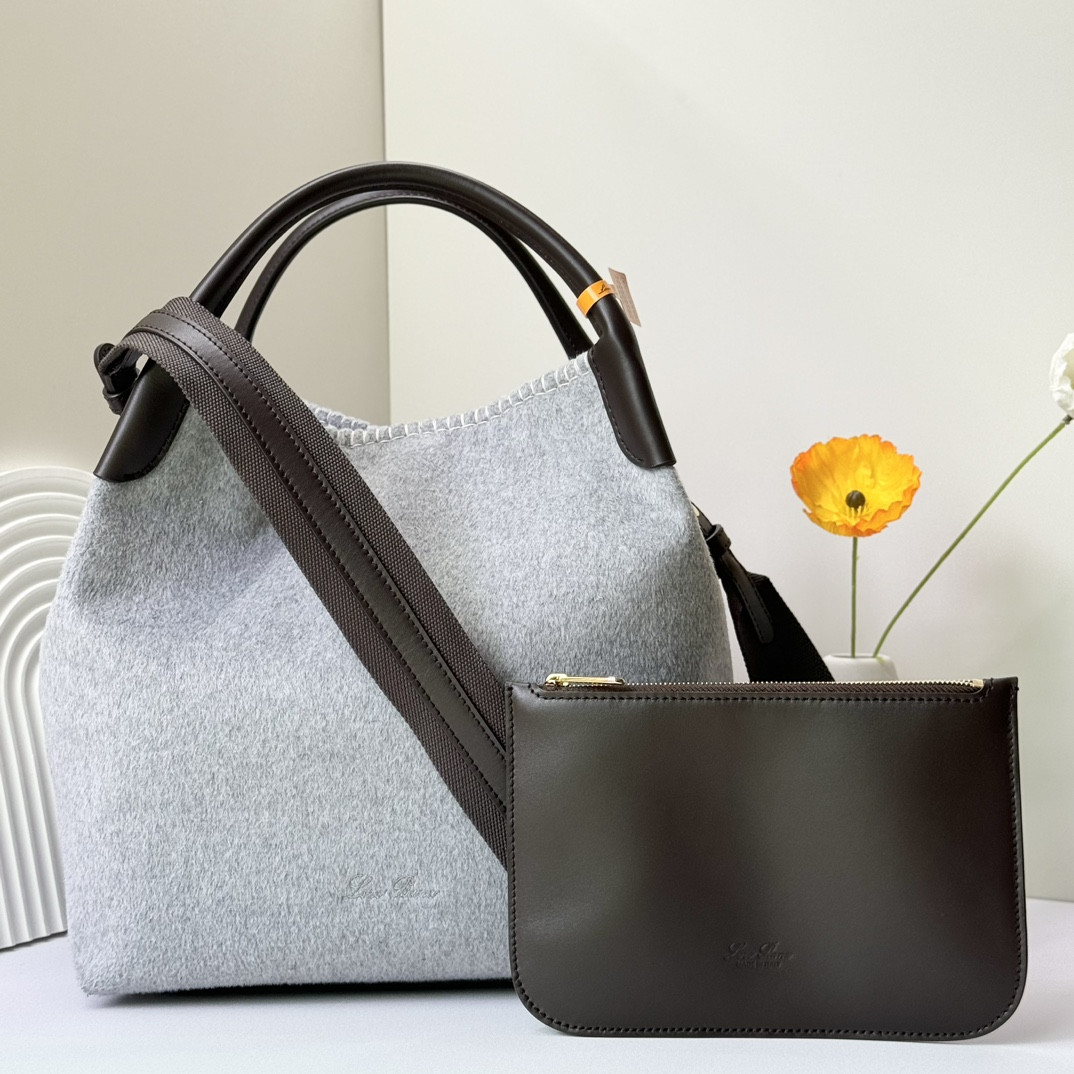 Loro Piana Large Bale Bag 24 x 20 x 27 cm