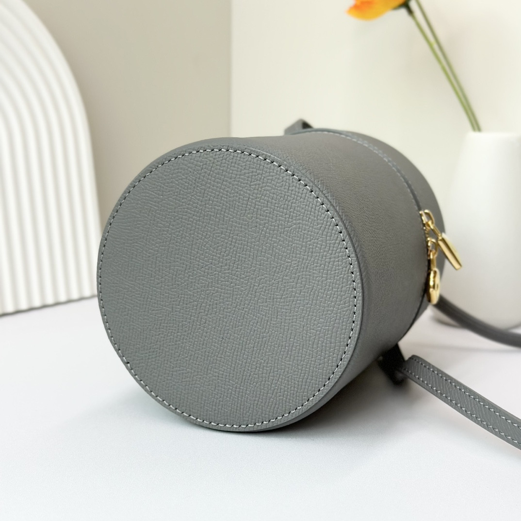 Loro Piana Extra Case Textured Calfskin 12 x16 x12cm