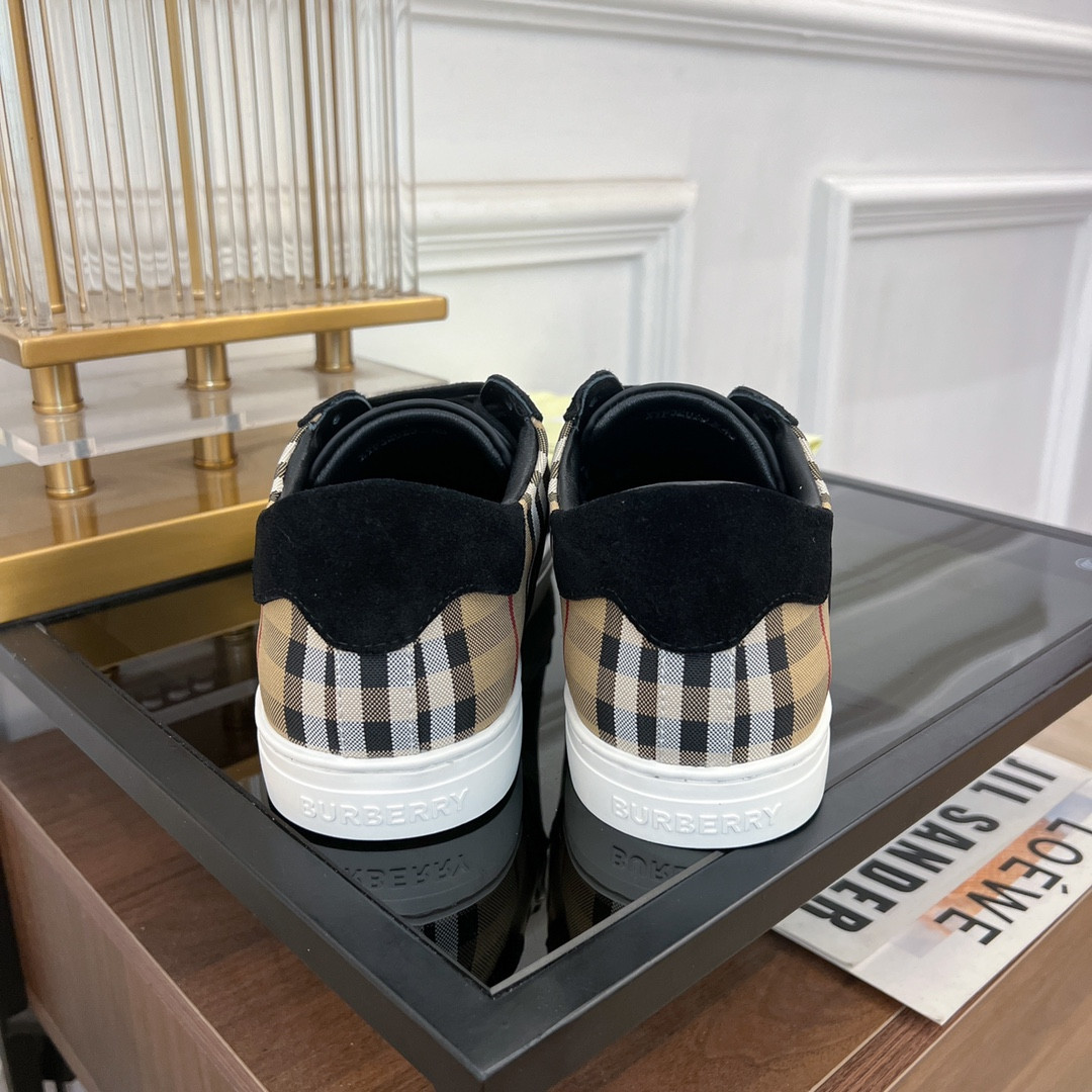 UA Burberry Sneakers