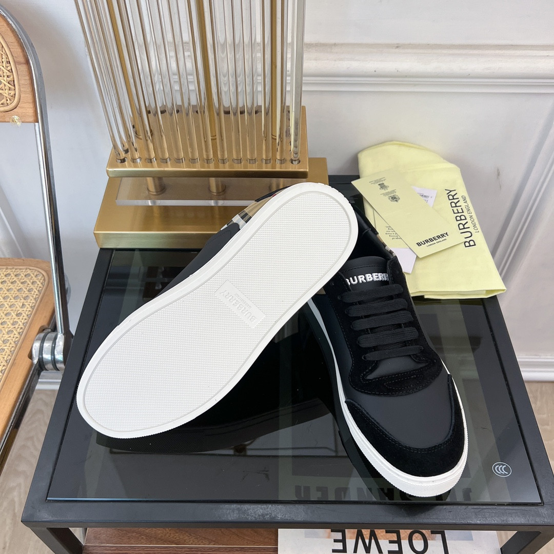 UA Burberry Sneakers