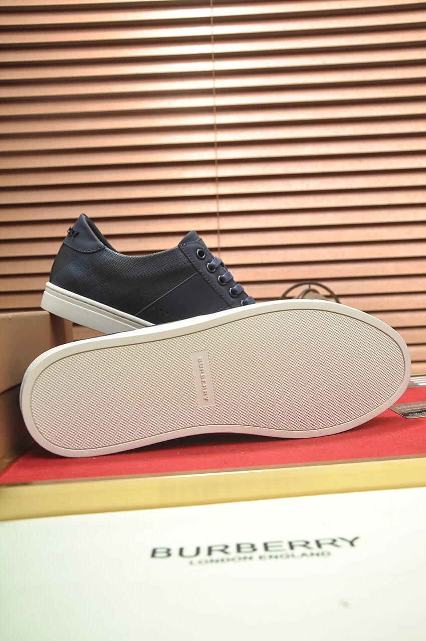 UA Burberry Sneakers