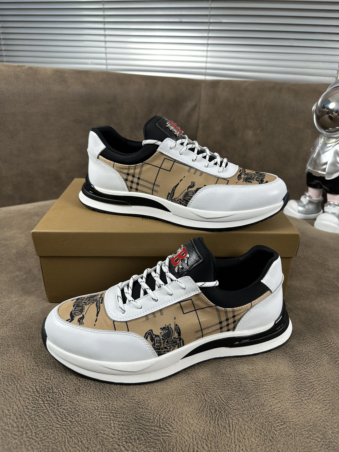 UA Burberry Sneakers