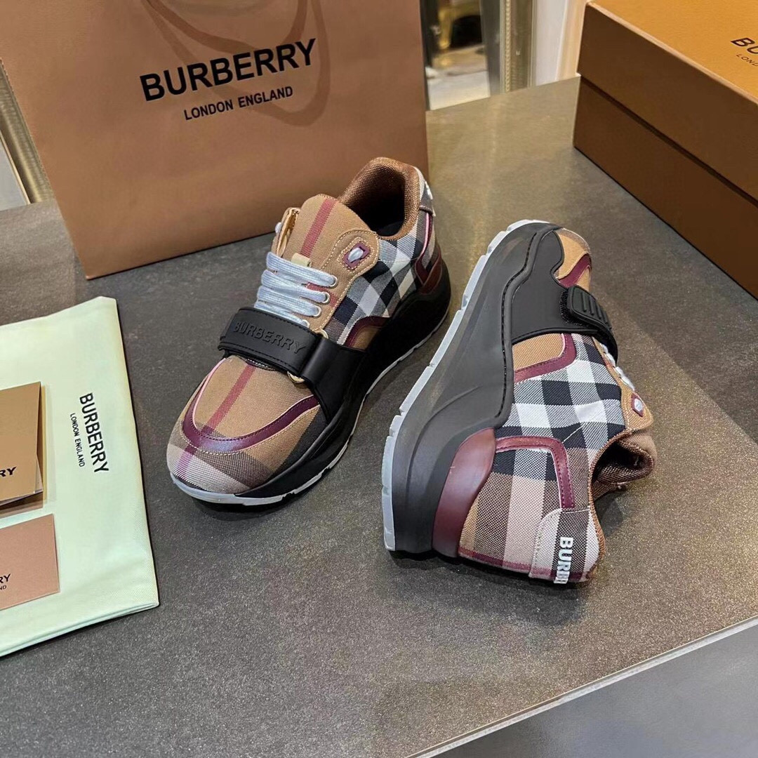 UA Burberry Sneakers