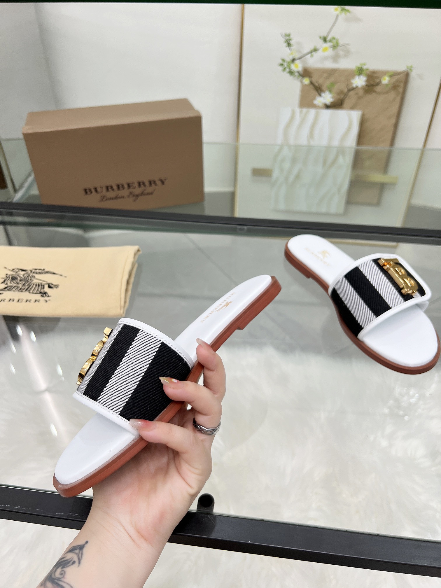 UA Burberry Slides