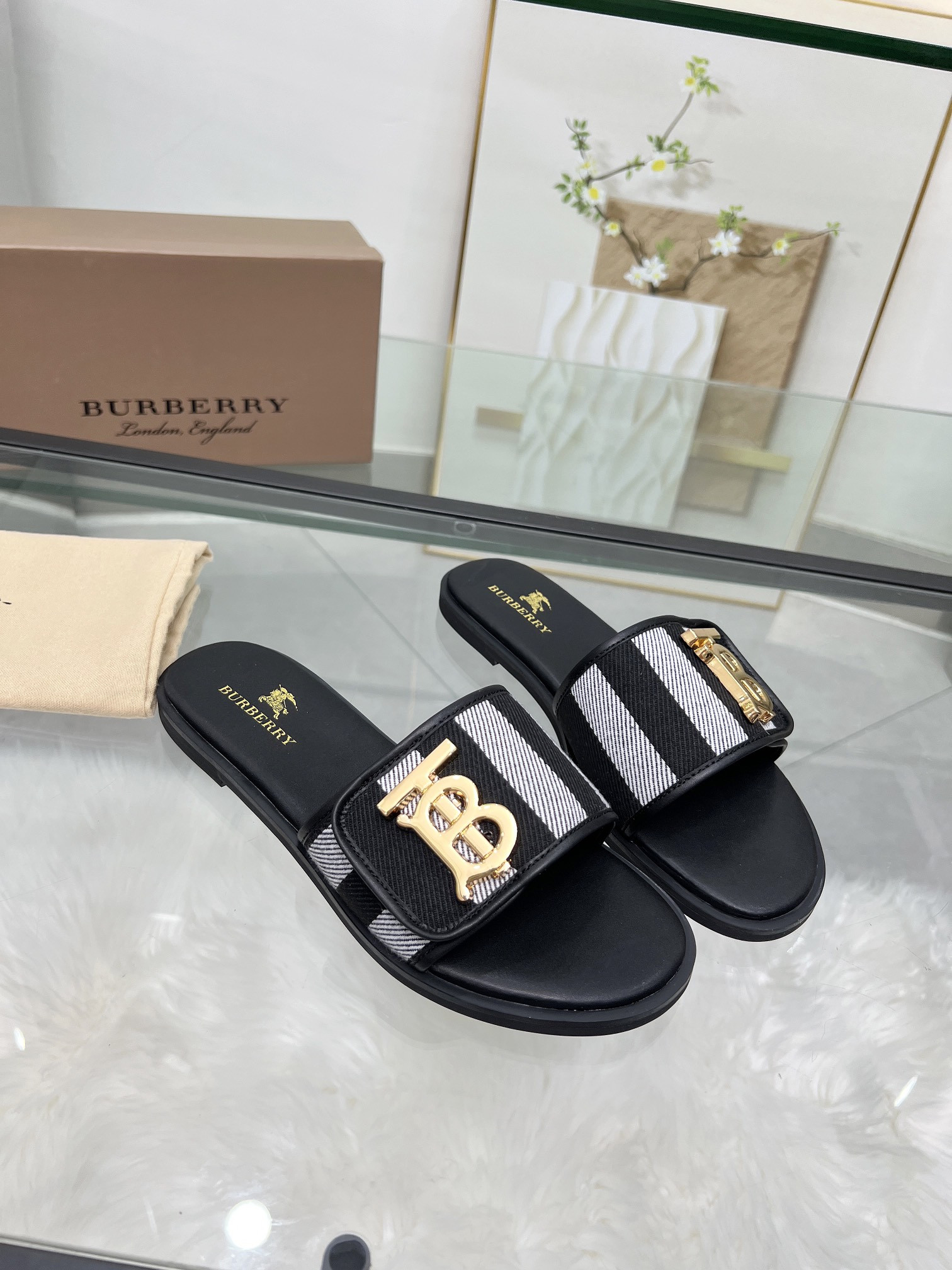 UA Burberry Slides