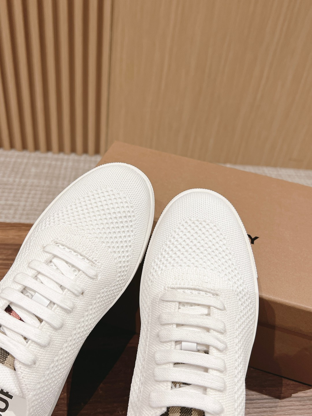 UA Burberry Sneakers