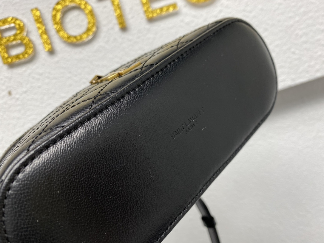 YSL GABY VANITY BAG IN LAMBSKIN 18 X 11 X 6.5 CM