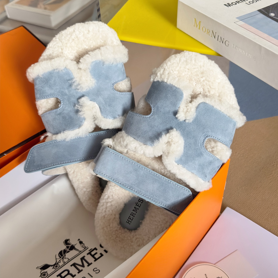 UA Hermès Chypre sandal