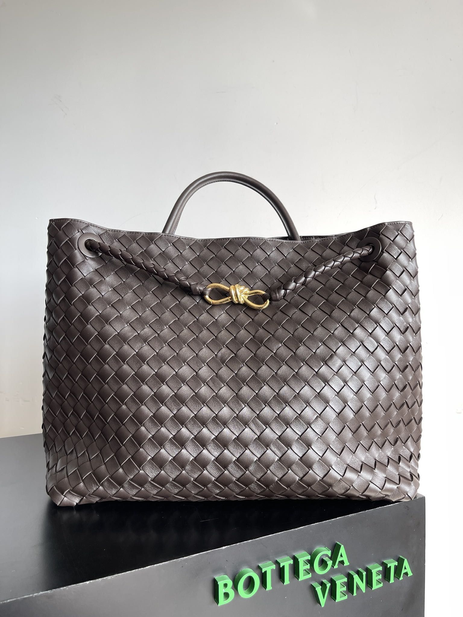 Bottega Veneta Large Andiamo 42x18x35cm