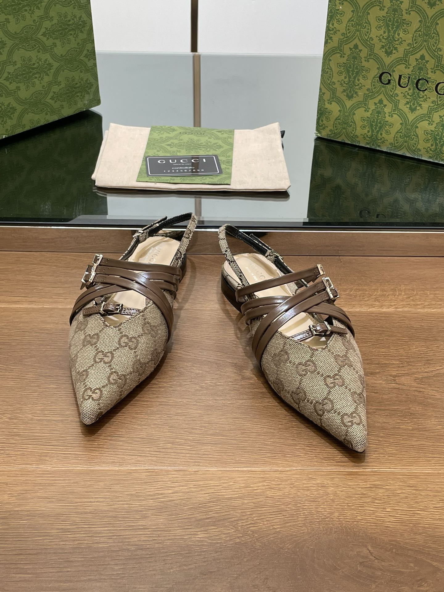 UA GUCCI Strappy Ballet Flat
