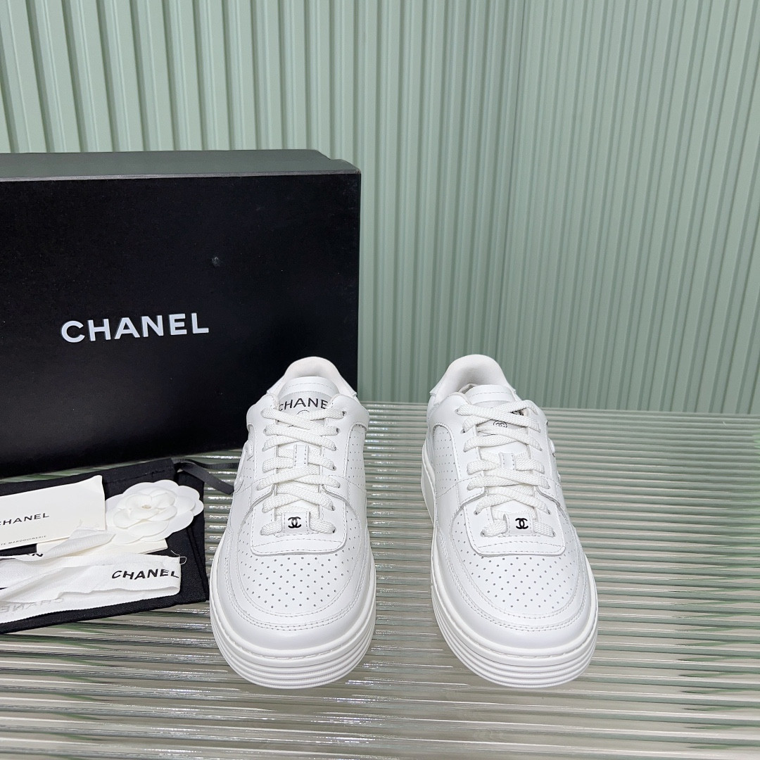 UA CHANEL SNEAKER