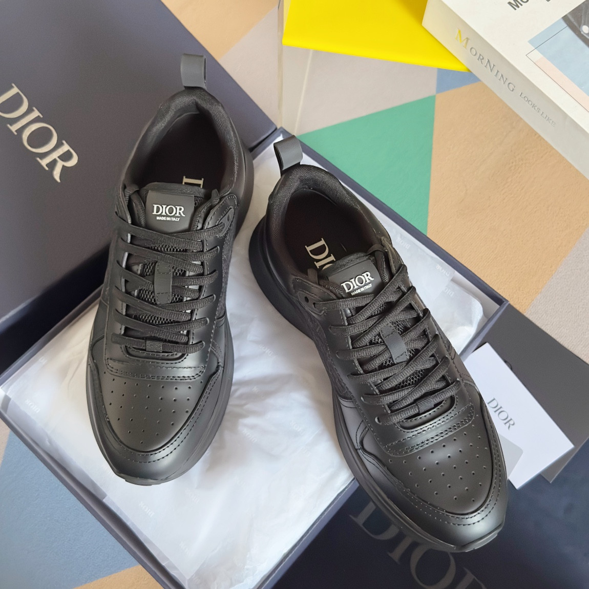UA Dior B25 Runner Sneaker