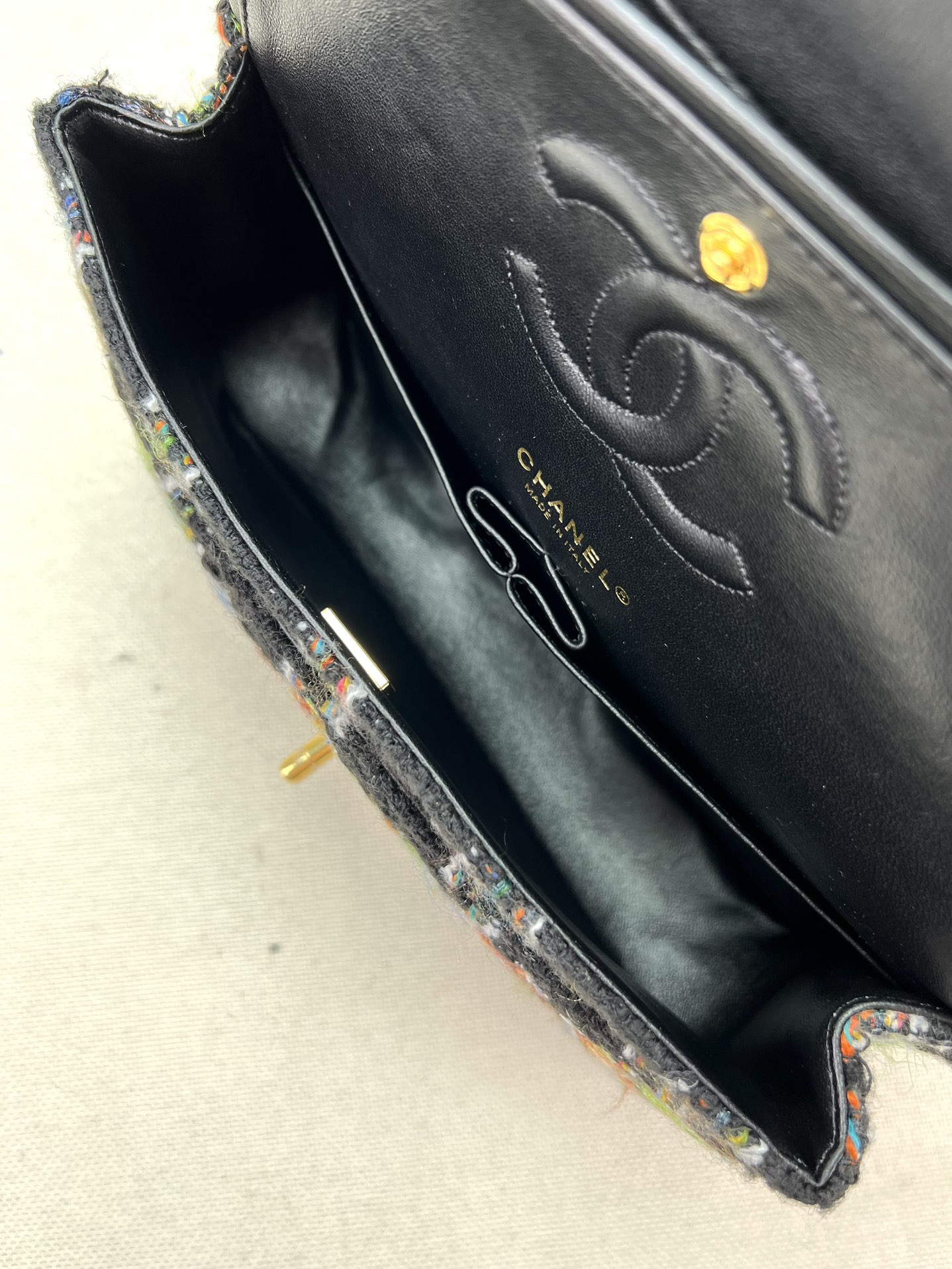 Chanel Classic Flap Bag 25cm