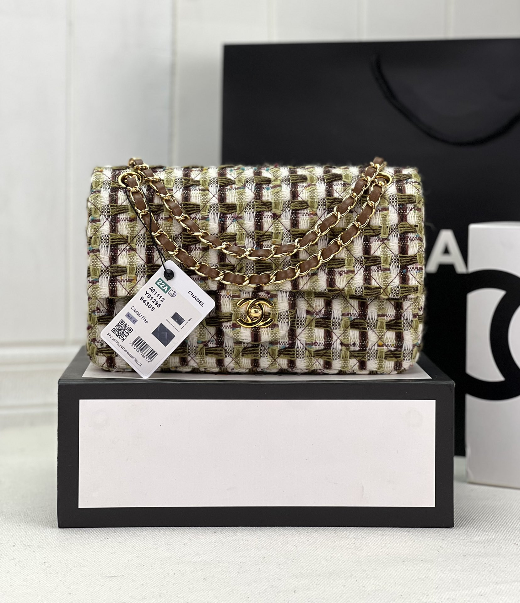 Chanel Classic Flap Bag 25cm