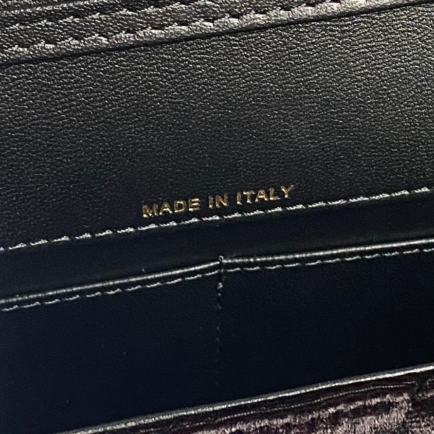 Chanel Clutch with Chain 13×23×5cm