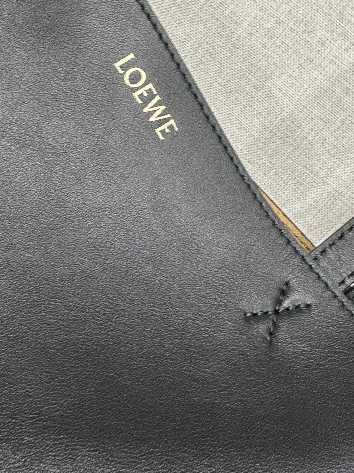 LOEWE Medium Puzzle Fold tote in shiny calfskin 25.5x14.5x31.5cm