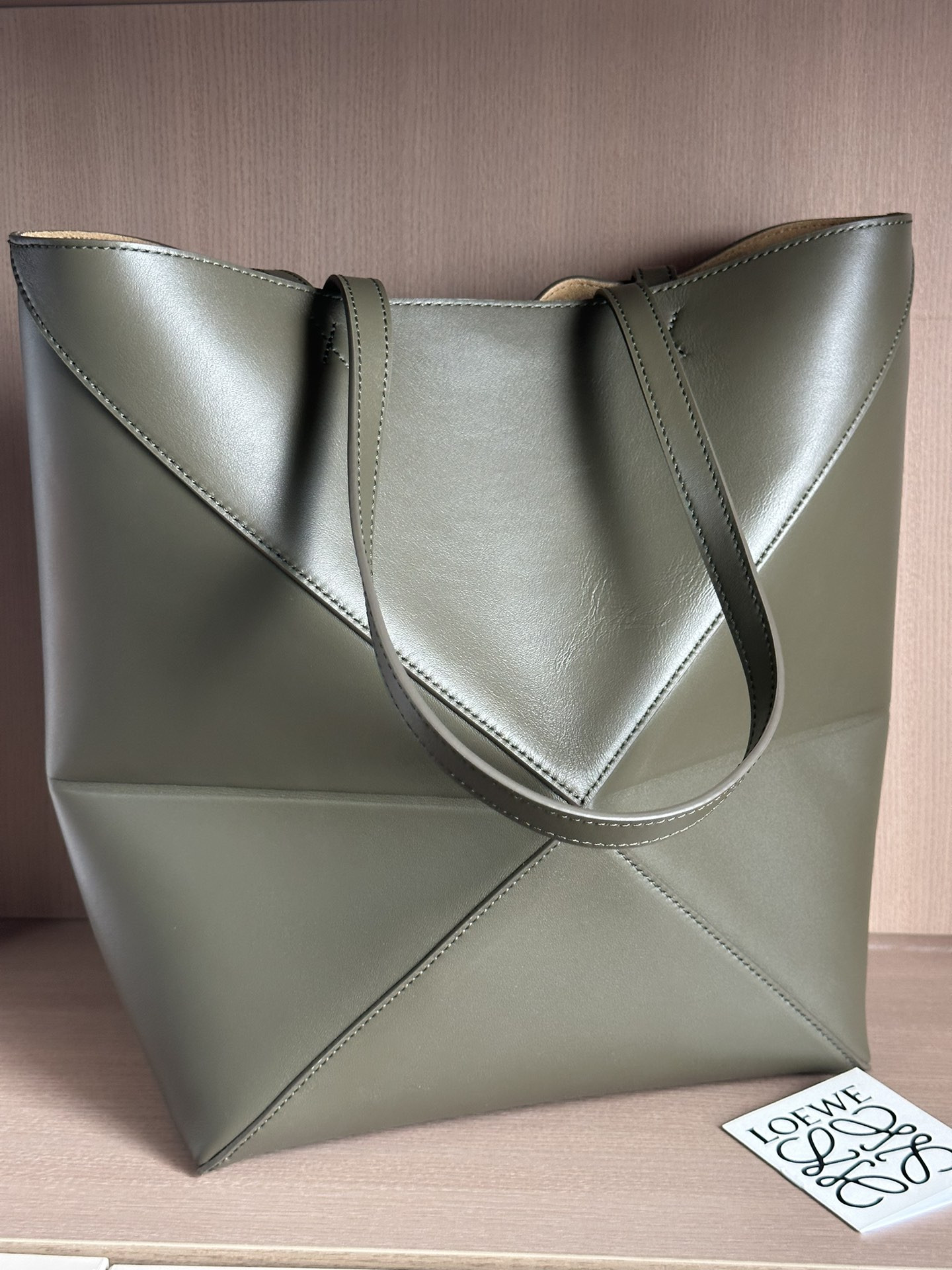 LOEWE Medium Puzzle Fold tote in shiny calfskin 25.5x14.5x31.5cm