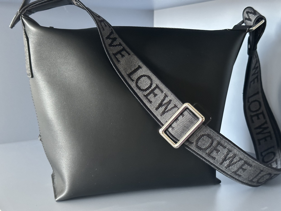 LOEWE Small Cubi crossbody bag in supple smooth calfskin and jacquard 29.5x10.5x22cm