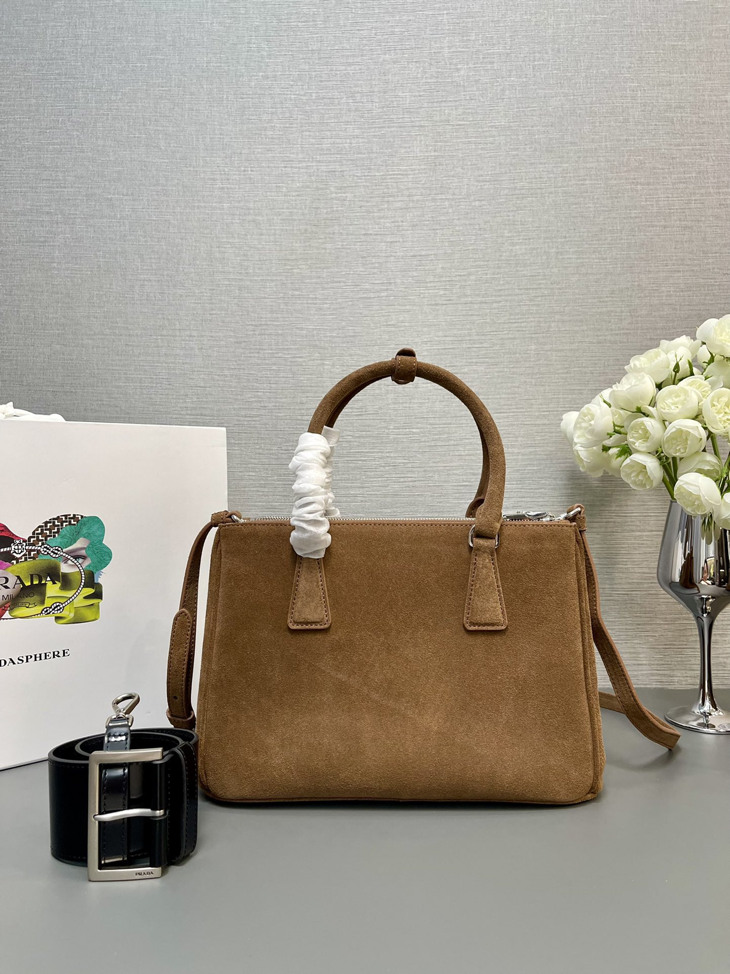 Prada Galleria bag 28x20x12cm