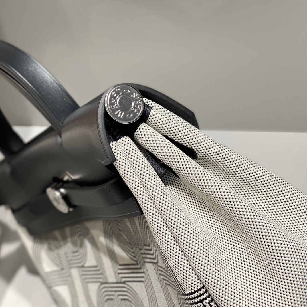 Hermes Herbag 25x31x10CM