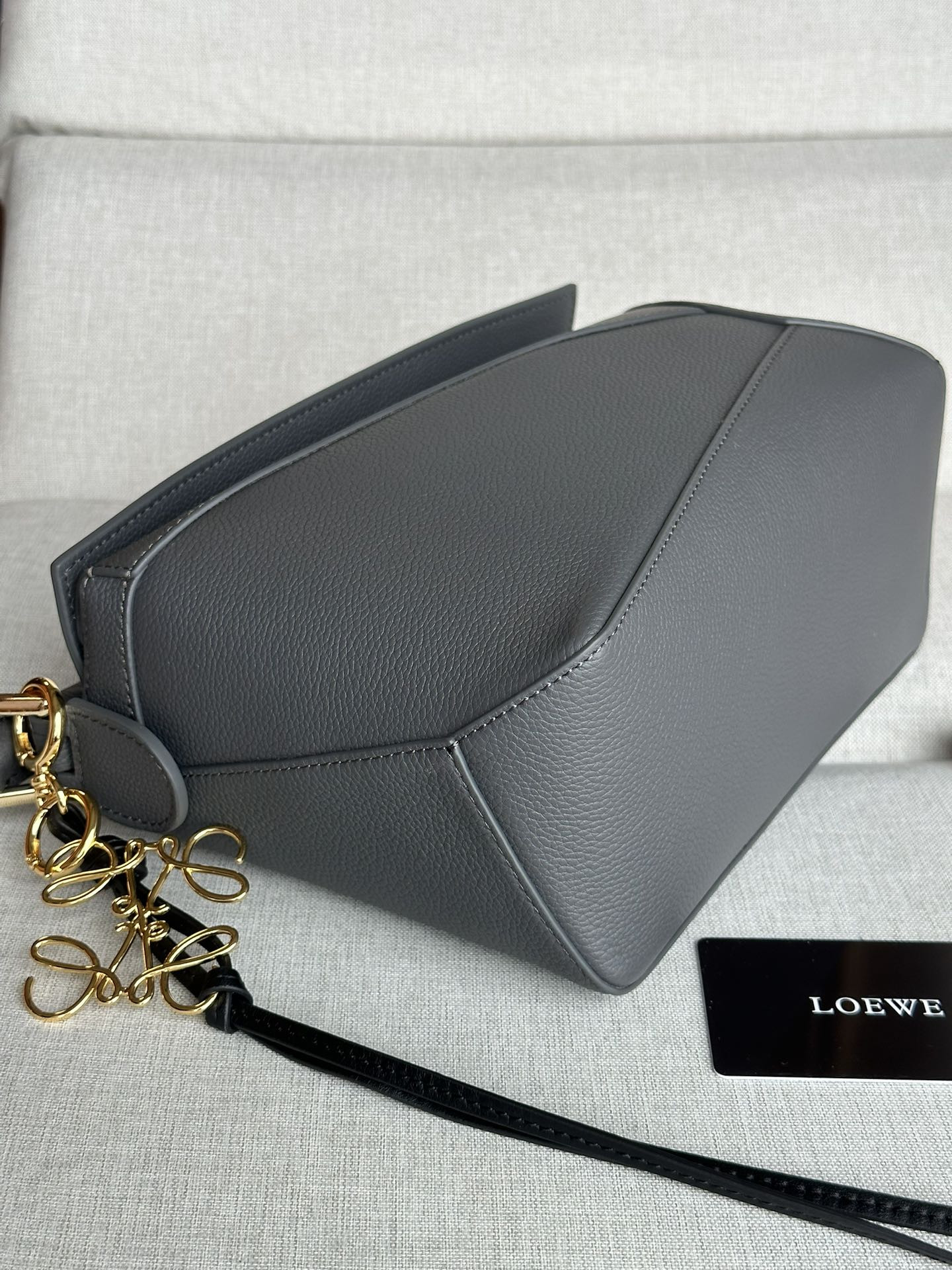 LOEWE Small Puzzle bag in classic calfskin (Dark Gray) 24x10.5x16.5cm