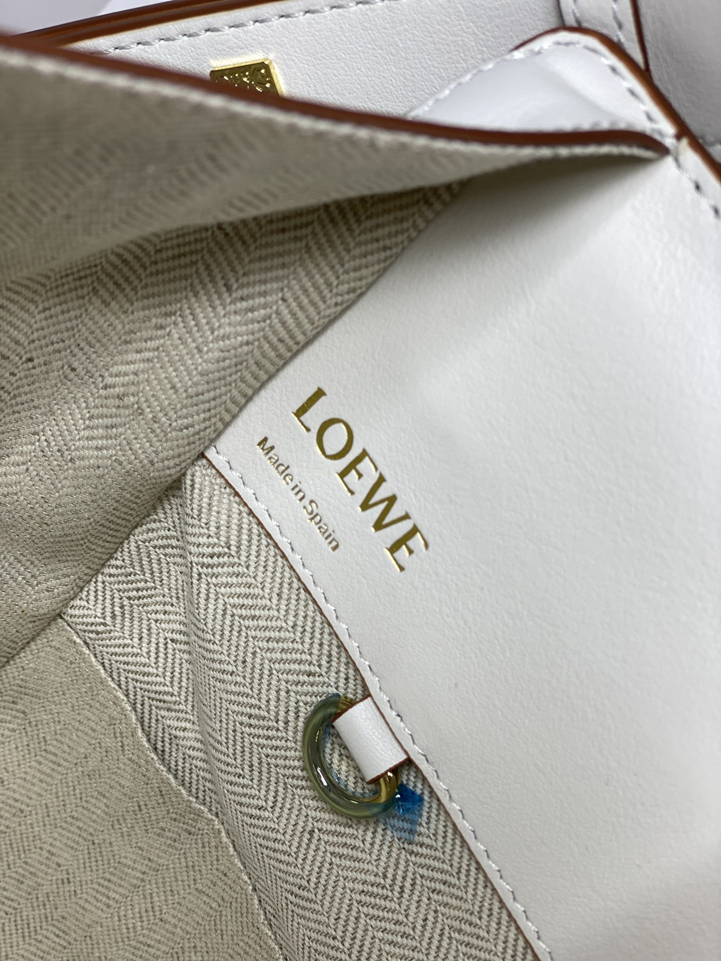 Loewe Small Hammock bag in soft grained calfskin 30x13.5x25cm