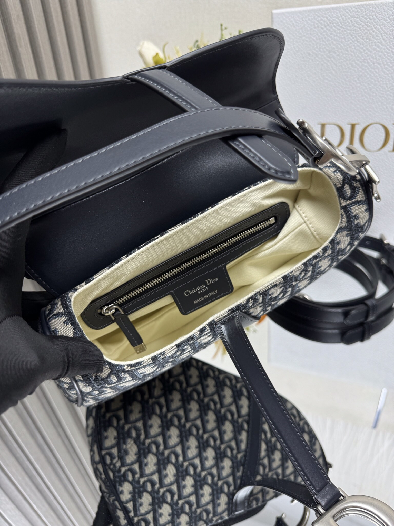 Dior Saddle Bag 25.5 x 20 x 6.5 cm