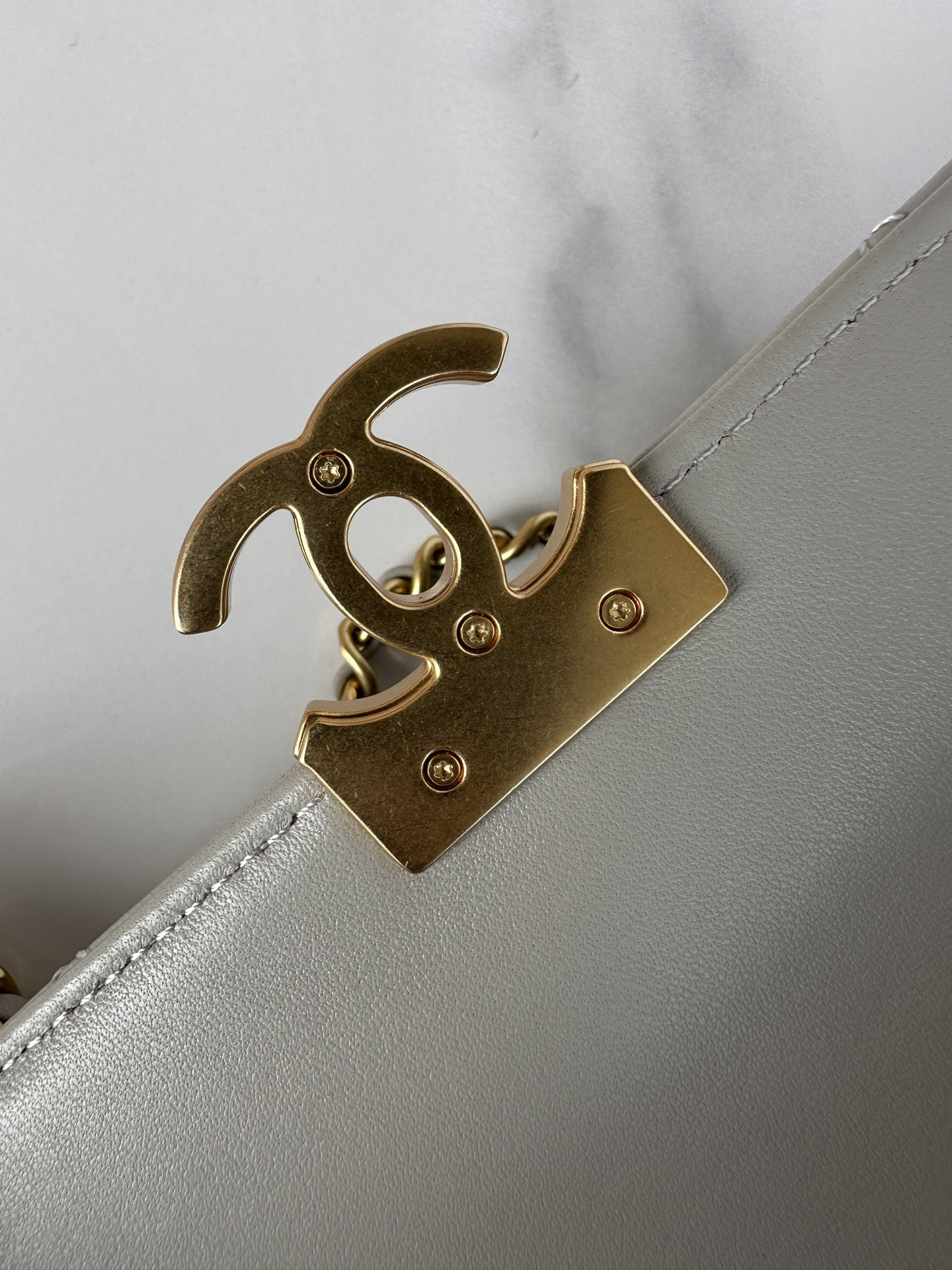 Chanel Mini Flap Bag 19x12.5x8cm