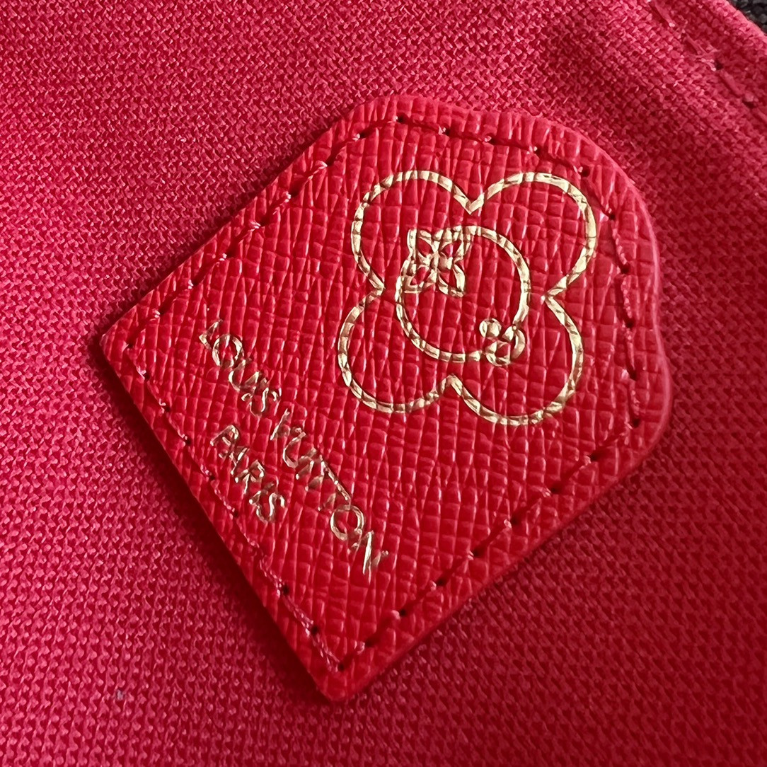 LV Mini Pochette Accessoires M12205 15.5x10.5x4cm