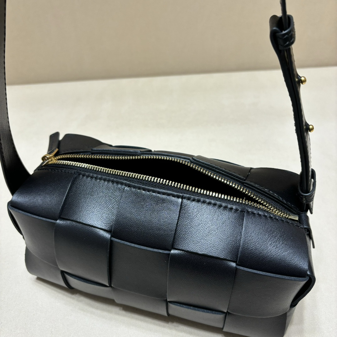 Loewe Small Brick Cassette 23.5x10x10cm