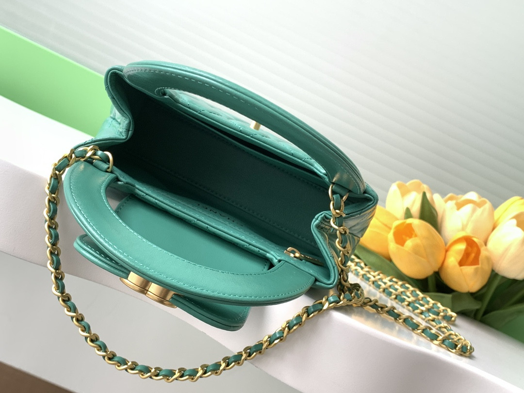 Chanel 25C Kelly 19x13x7cm